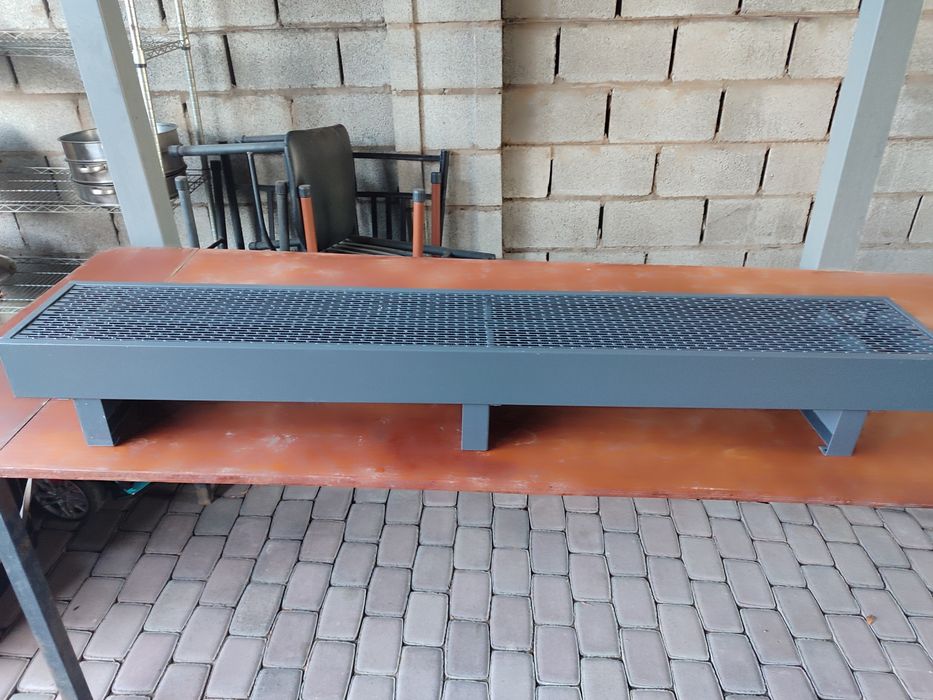 Конвектор напольный продам.