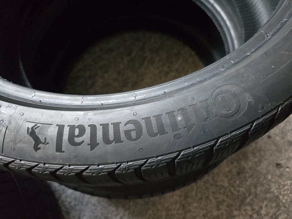 Continental 245/40 R20 99V MS iarnă