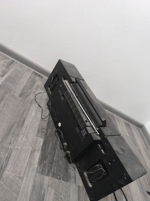 vand casetofon functional?