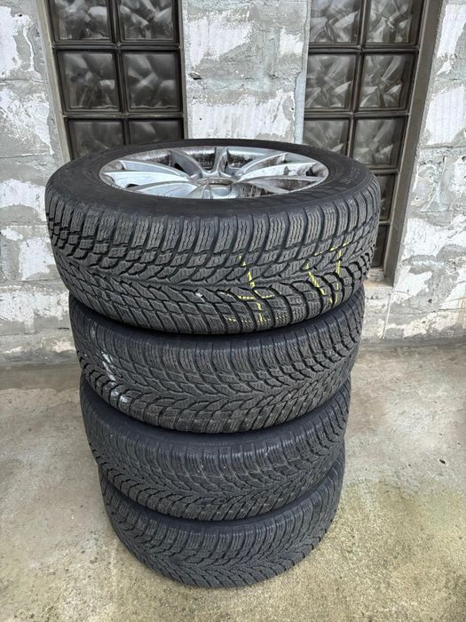 Jante originale BMW style 390 R16 + Nokian anvelope de iarna