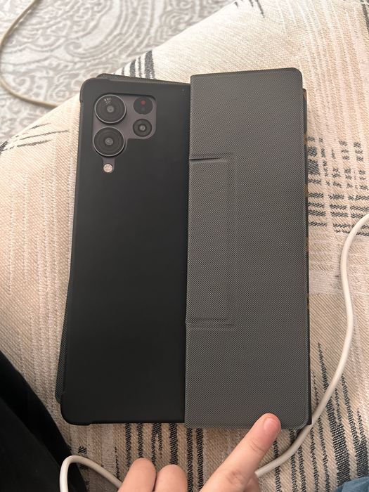 продаю планшет хороший