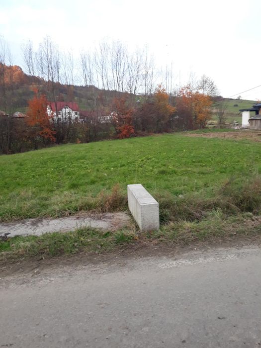 Teren INTRAVILAN de vânzare-negociabil