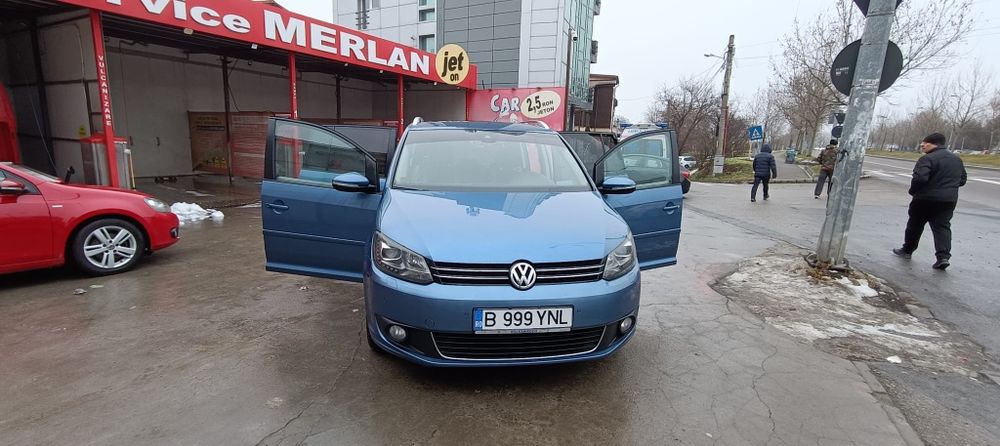 VOLKSWAGEN Touran 2013 — imagine 3