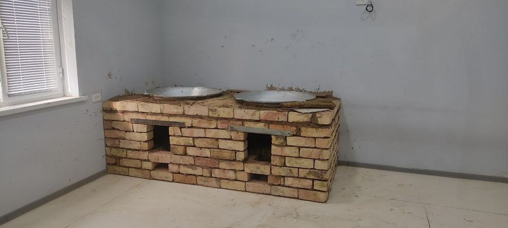 Letniy kuxnya mangal tandir ochoq.