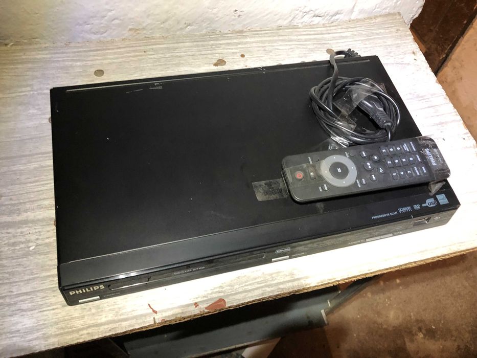 Vand DVD player Philips - DVDP3260, in stare buna