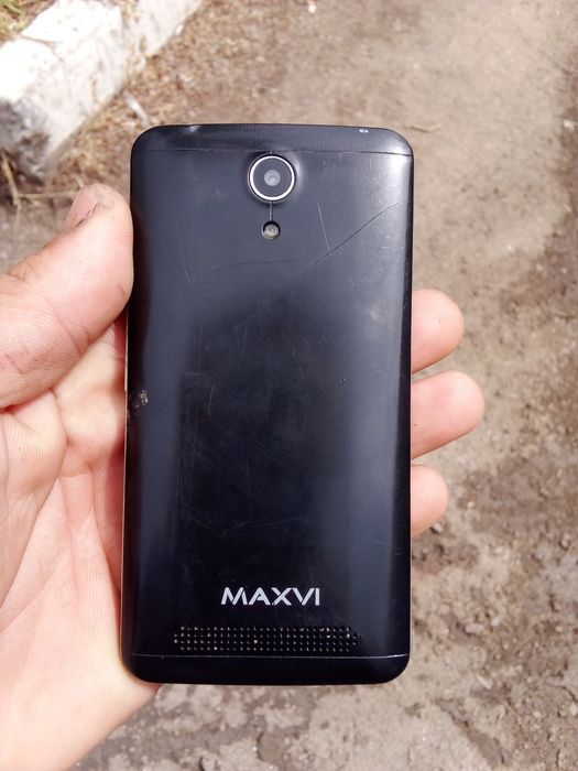 Продам телефон MAXVI