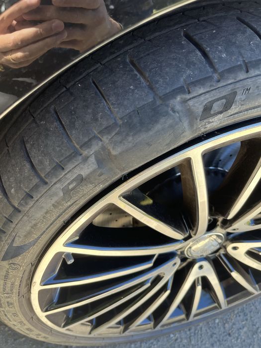 Продам резину Pirelli P Zero