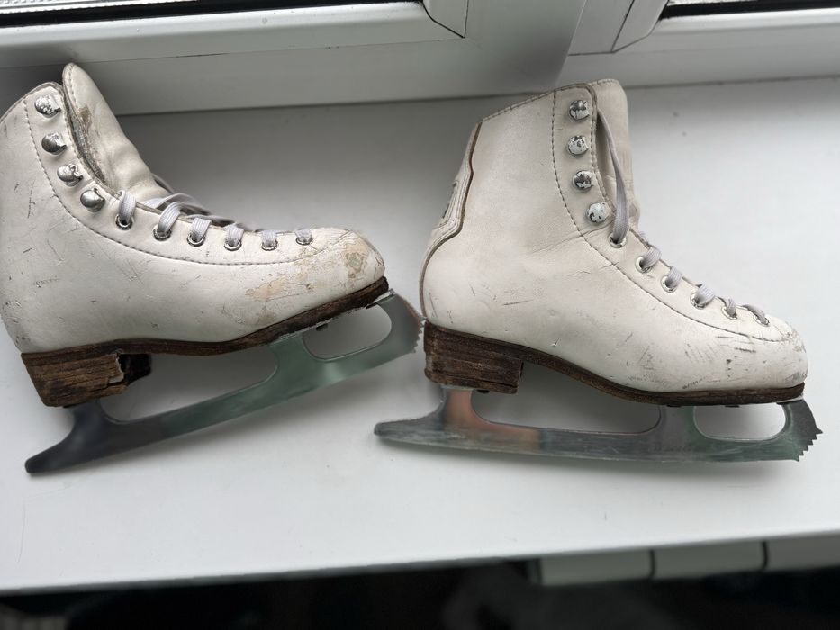 Продаю коньки WIFA