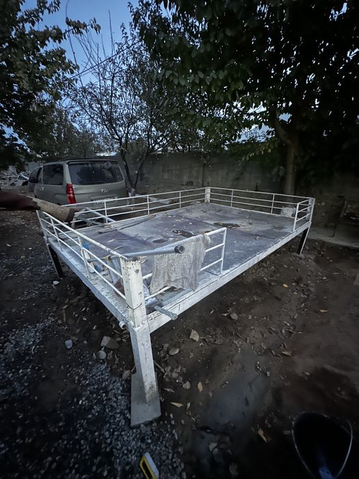 Продам топчан в хорошем состоянии