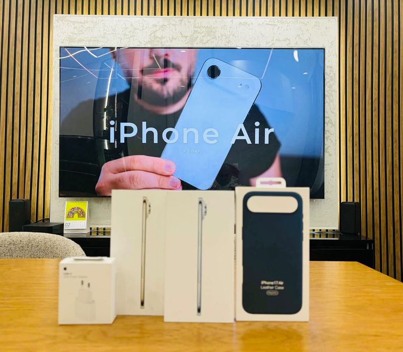 Нови iPhone Air 256GB подарък Кейс и адаптер