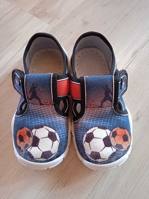 Детски пантофи за момиче 25- 30 номер; за момче 22, 26, 29 номер