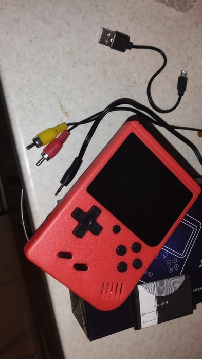 Продавам ретро конзола