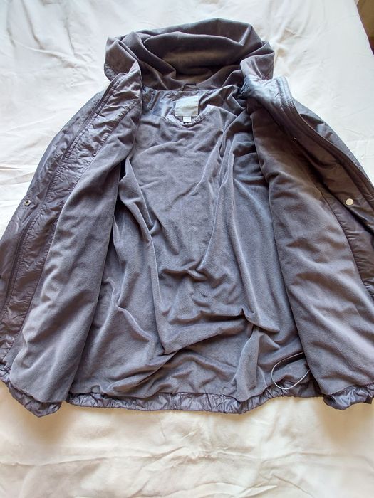 Ветровка женская с капюшоном