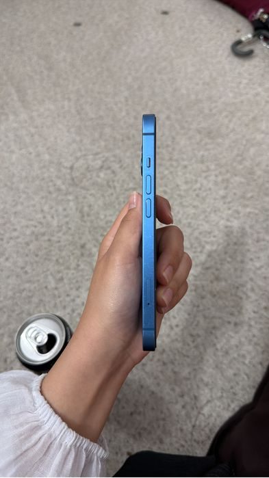Продам iphone 13