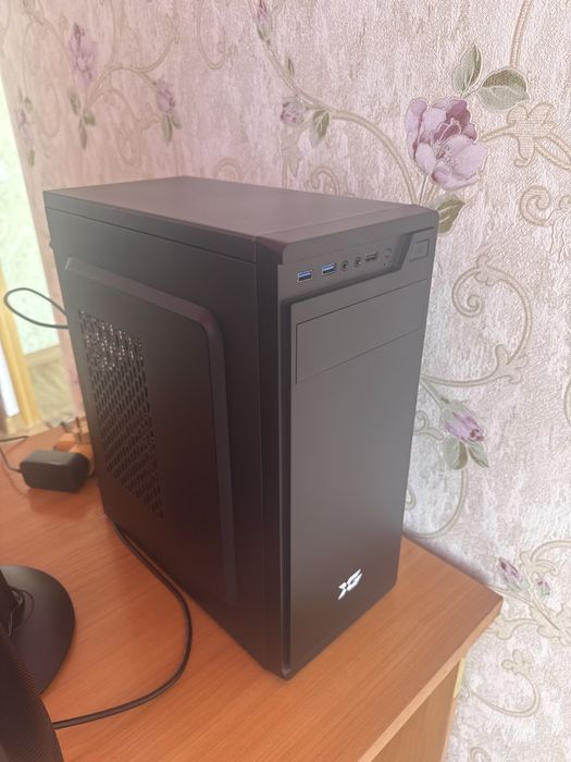 Продам Компьютер настольный в комплекте