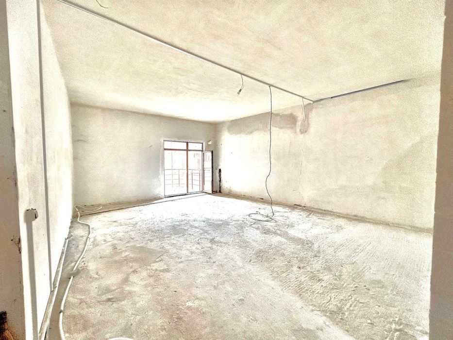 165кв.м., Исторически музей, ет.3, нов, три спални, асансьор