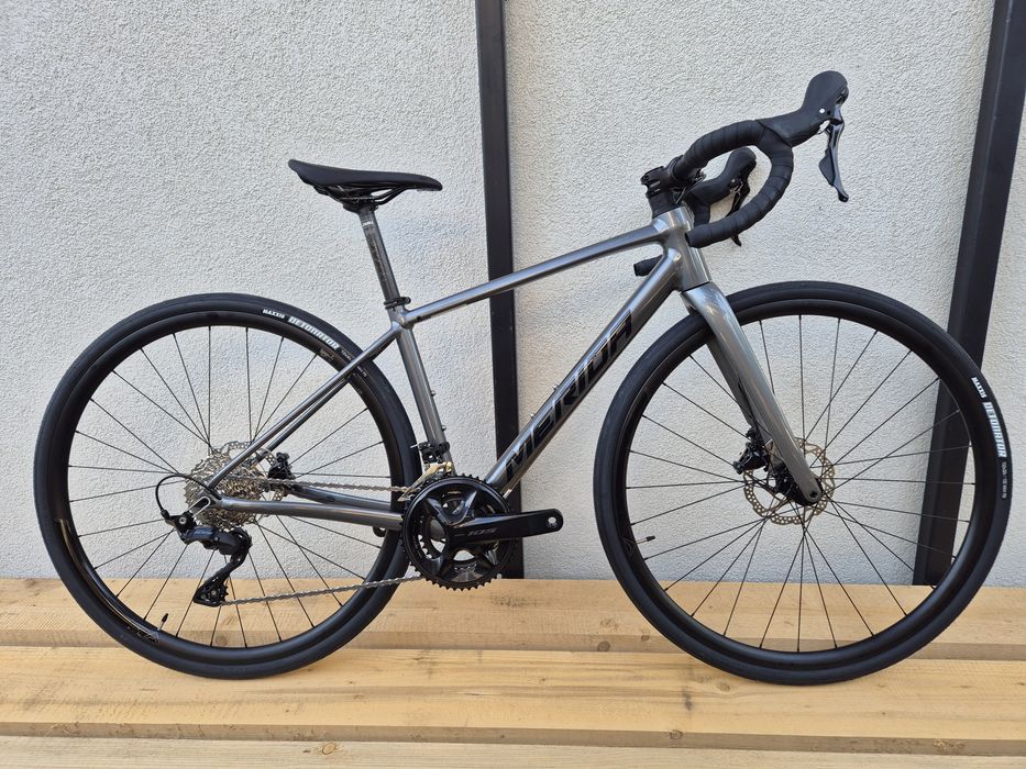 Cursiera Merida Scultura Endurance 400  - NOUĂ, nefolosita
