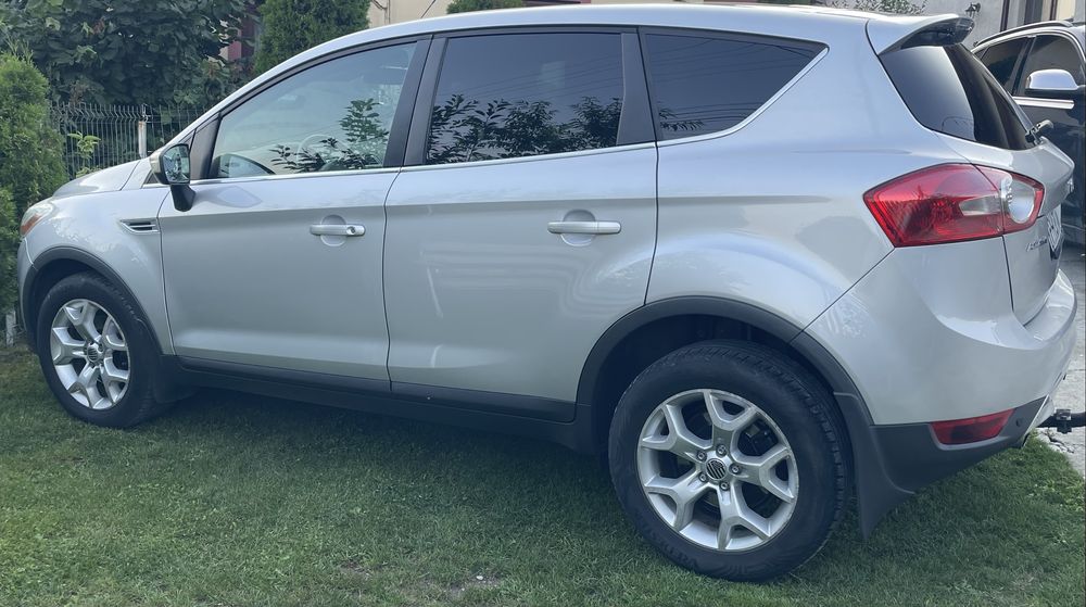 Vand Ford Kuga 2.0d an 2009