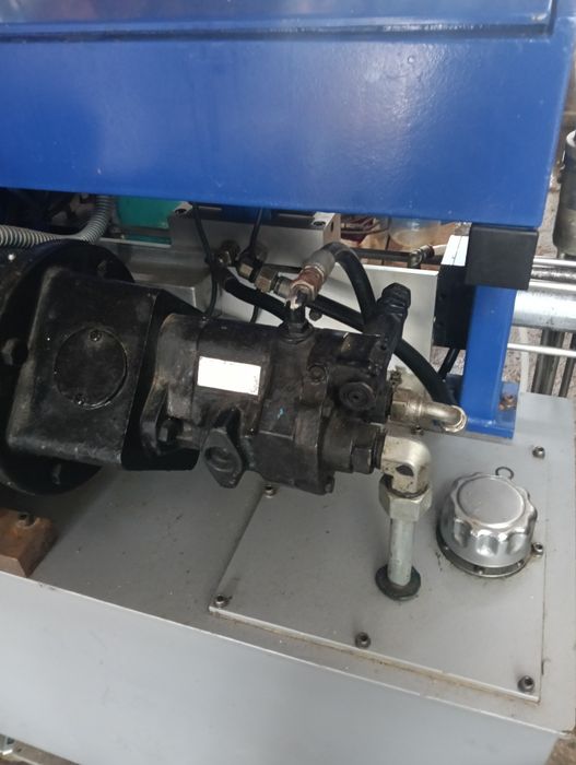 Utilaj spumă poliuretanica