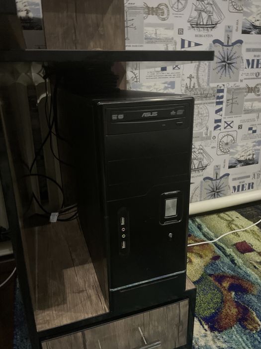 Kampyuter sotiladi kamplekt ekran,prosesor,mishka,klaviatura