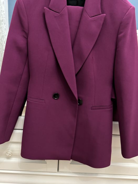 Брючный костюм от Zara