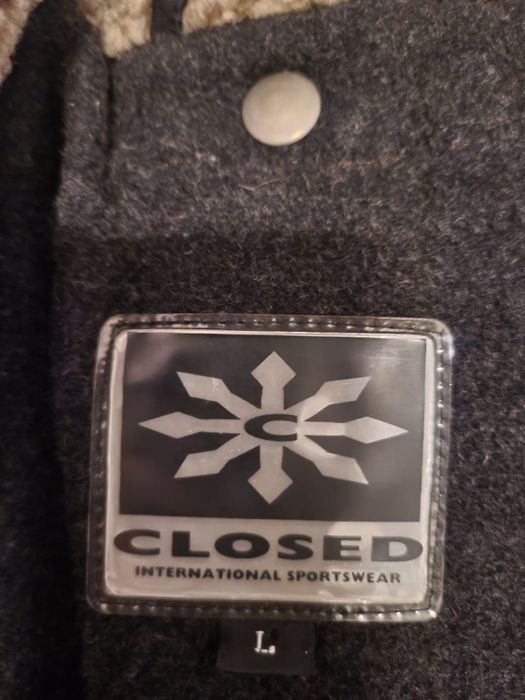 Geacă Closed – brand de lux,  brand premium