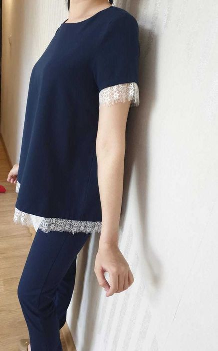 Брючный костюм 42 размера