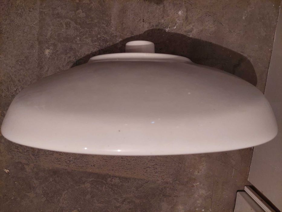 Продавам бяла мивка за баня "Фаянс" с размери 55/47/17