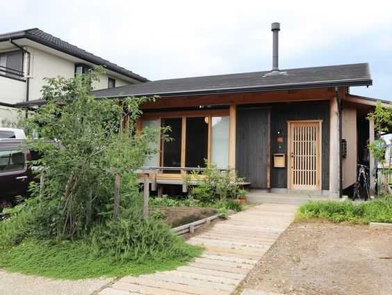 Case pe structura metalica