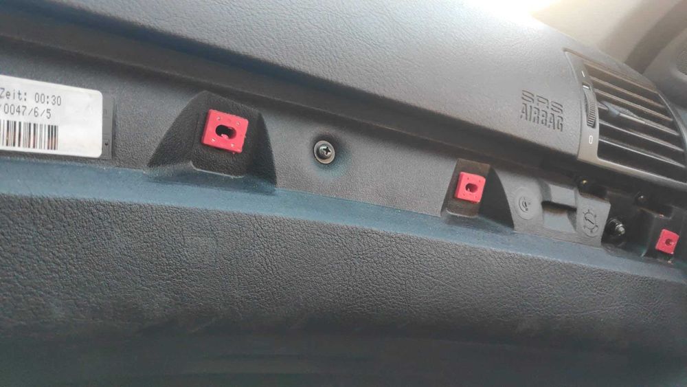 Cleme Clipsuri Trimuri Ornamente Bord Usi BMW E46 E90 E91 E92 E93 X5