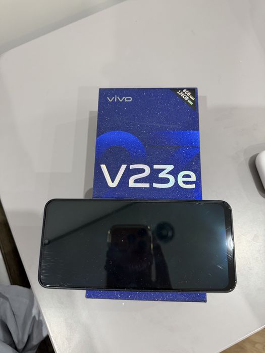 Vivo v23e.