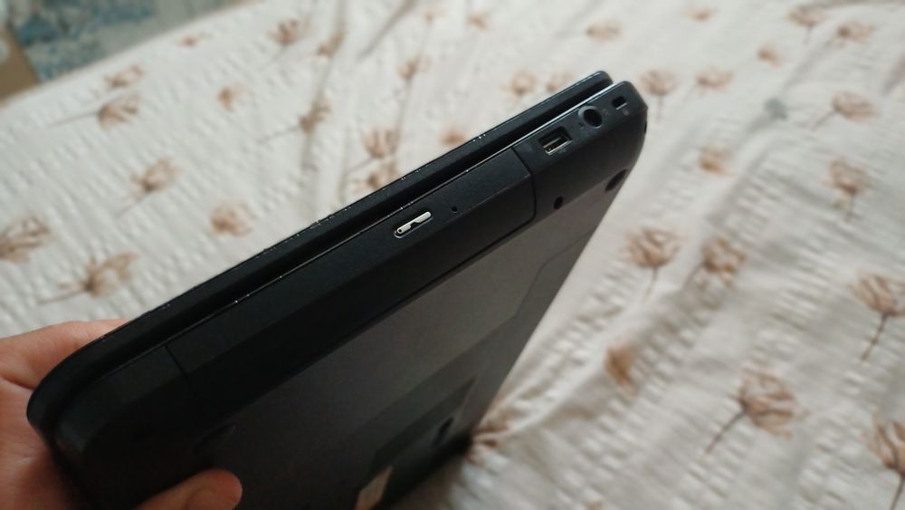 HP Pavilion g6 noutbuk sotiladi