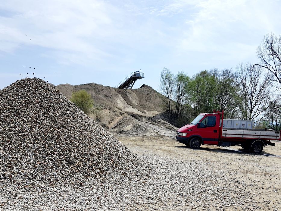 Пясък,скална маса,филц,дренажен камък,чакъл,габион,бетон София
