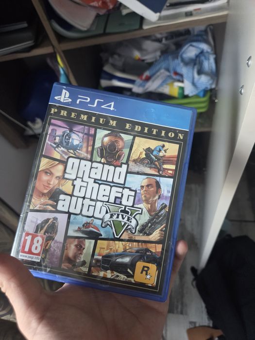 Joc GTA 5 PS4 / Grand Theft Auto V Premium Edition PlayStation 4