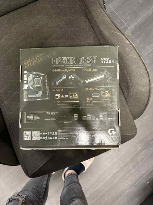 Продавам дънна платка B650M