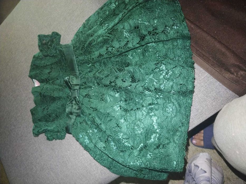 Детски коледни рокли.