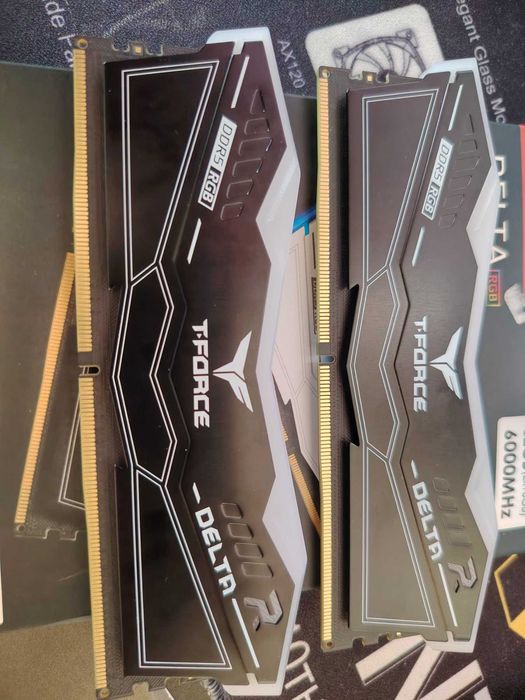 Рам памет TEAMGROUP T-Force Delta RGB 32GB (2 x 16GB)  DDR5 6000MHz Intel XMP / AMD EXPO
