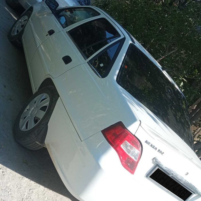 Nexia 2.holati ideal.Kamchiligi yo`q.