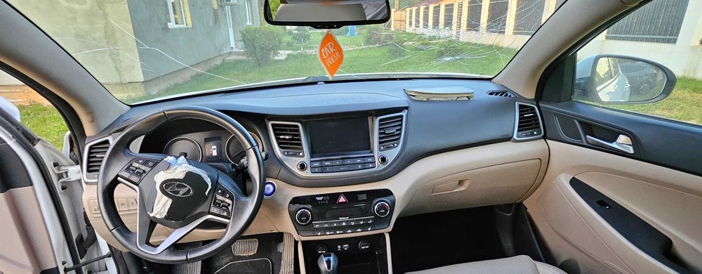 Se dezmembrează hyundai tucson 2017