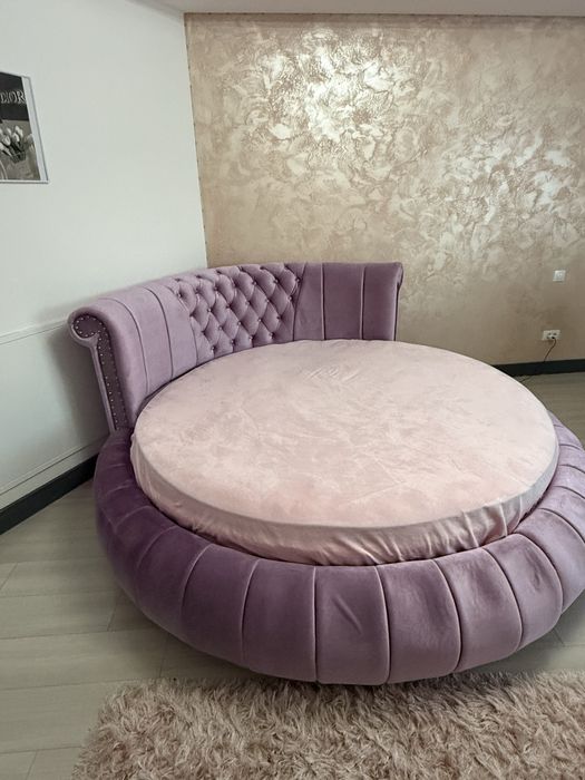 Pat de Lux de vanzare