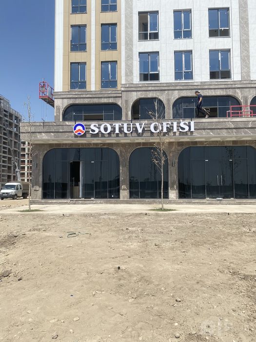 Reklama xizmatlari yonuvchi harflar