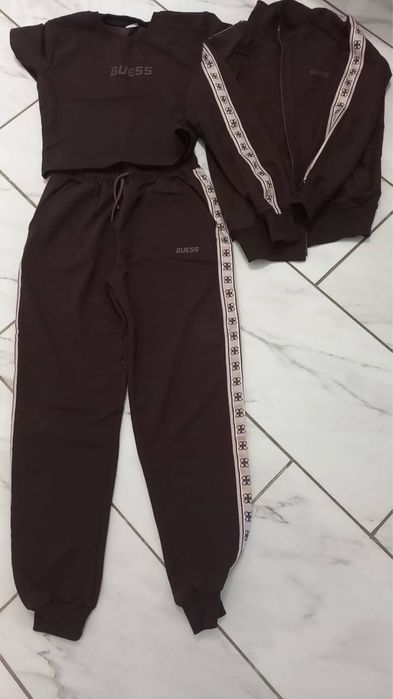 Дамски комлект Guess 3 части