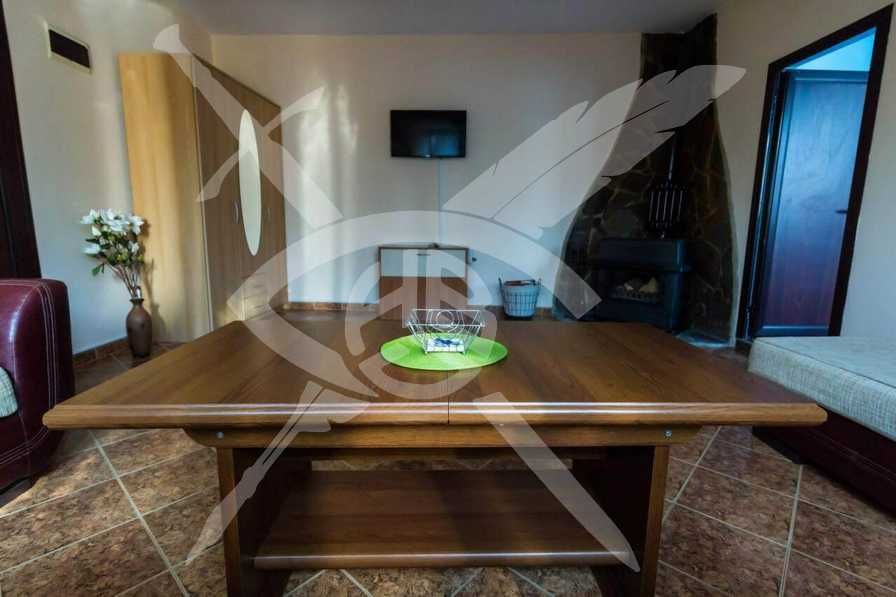 Етаж от къща / Погреби - 5402