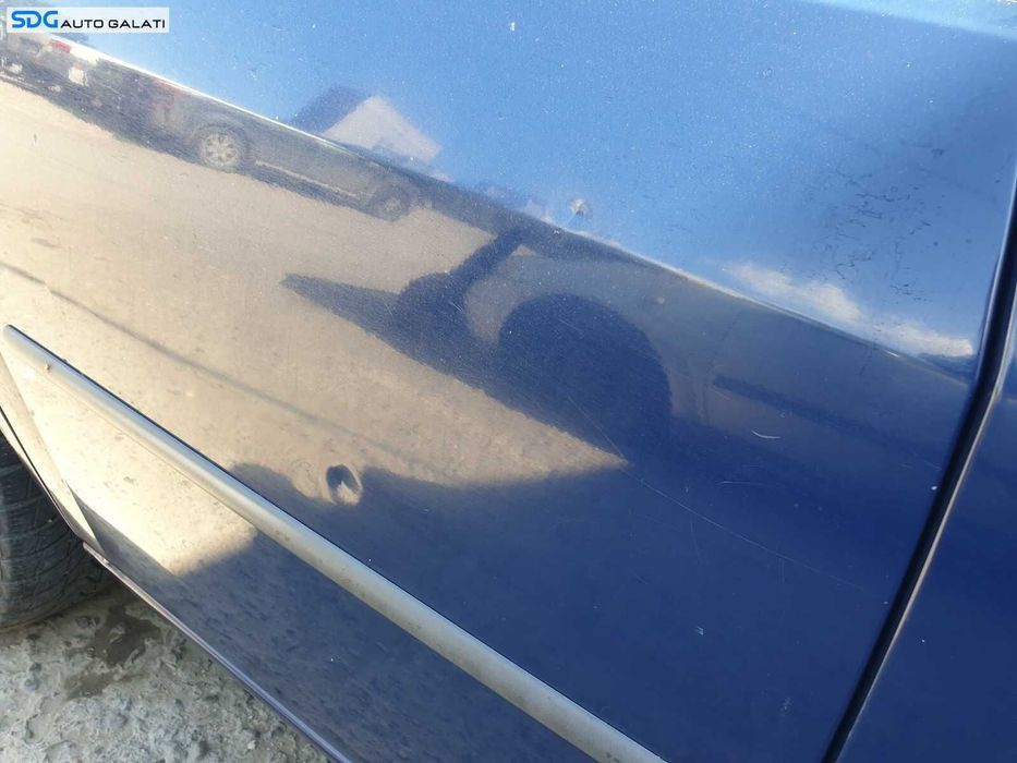 Usa Usi Portiera Portiere Dreapta Spate Dezechipata cu Defecte Ford Mondeo MK 3 Break Turnier 2001 - 2007 Culoare D0