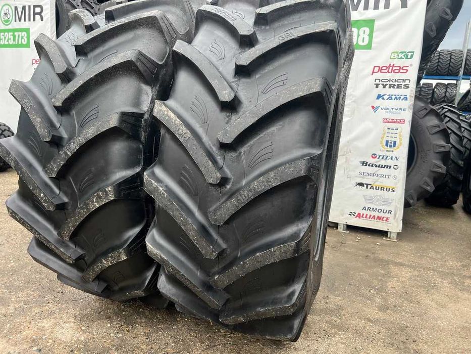 Anvelope de JOHN DEERE 7430 Claas Axion 710/70 R38 garantie