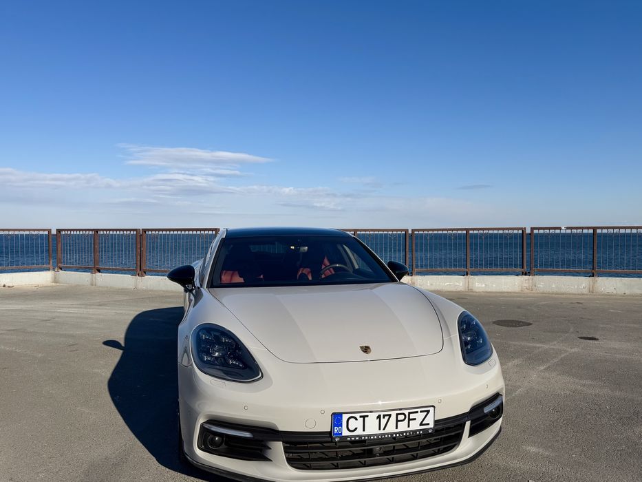 Porsche Panamera 4 E-Hybrid 2019