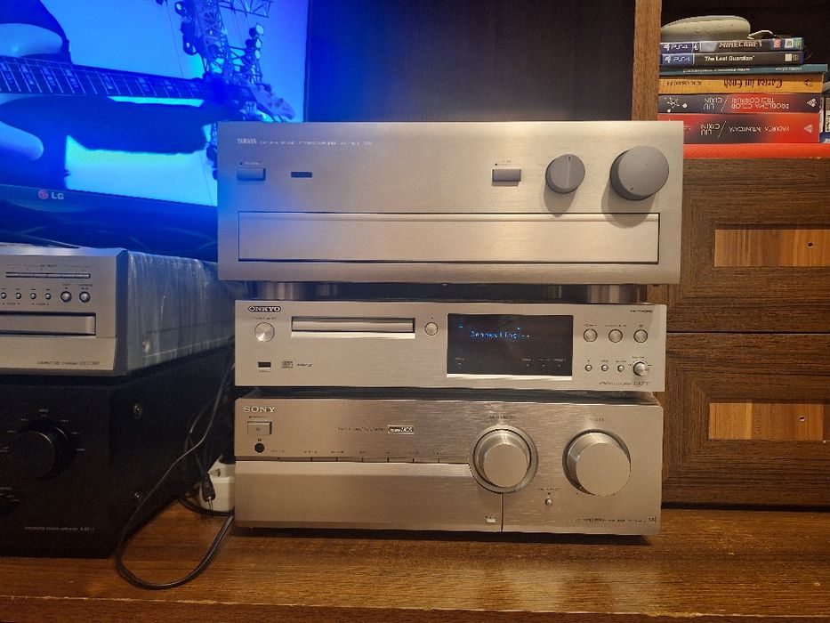 Yamaha ax750,amplificator viguros si greu la sunet