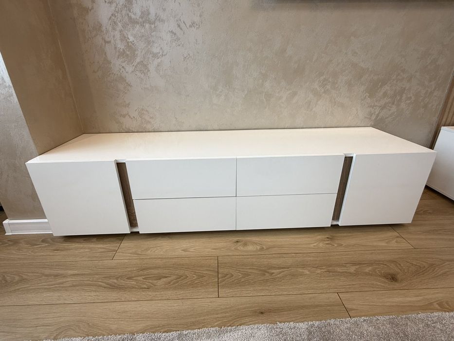 TV шкаф+гардероб+пейка и килим