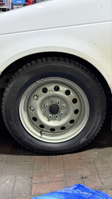 Продам комплект штампы с резиной !