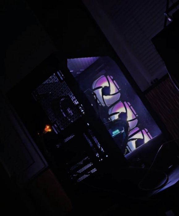 Gaming pc заедно с Монитор 165hz acer+ G29 +shifter